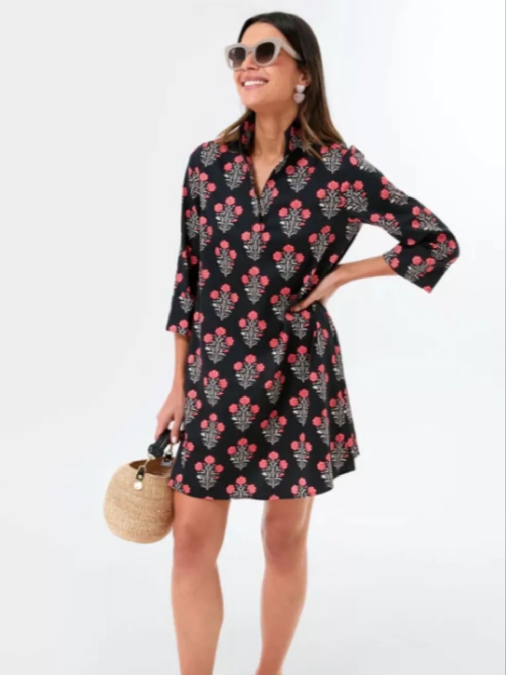 Tuckernuck Black Dahlia Megan
Dress Size Medium